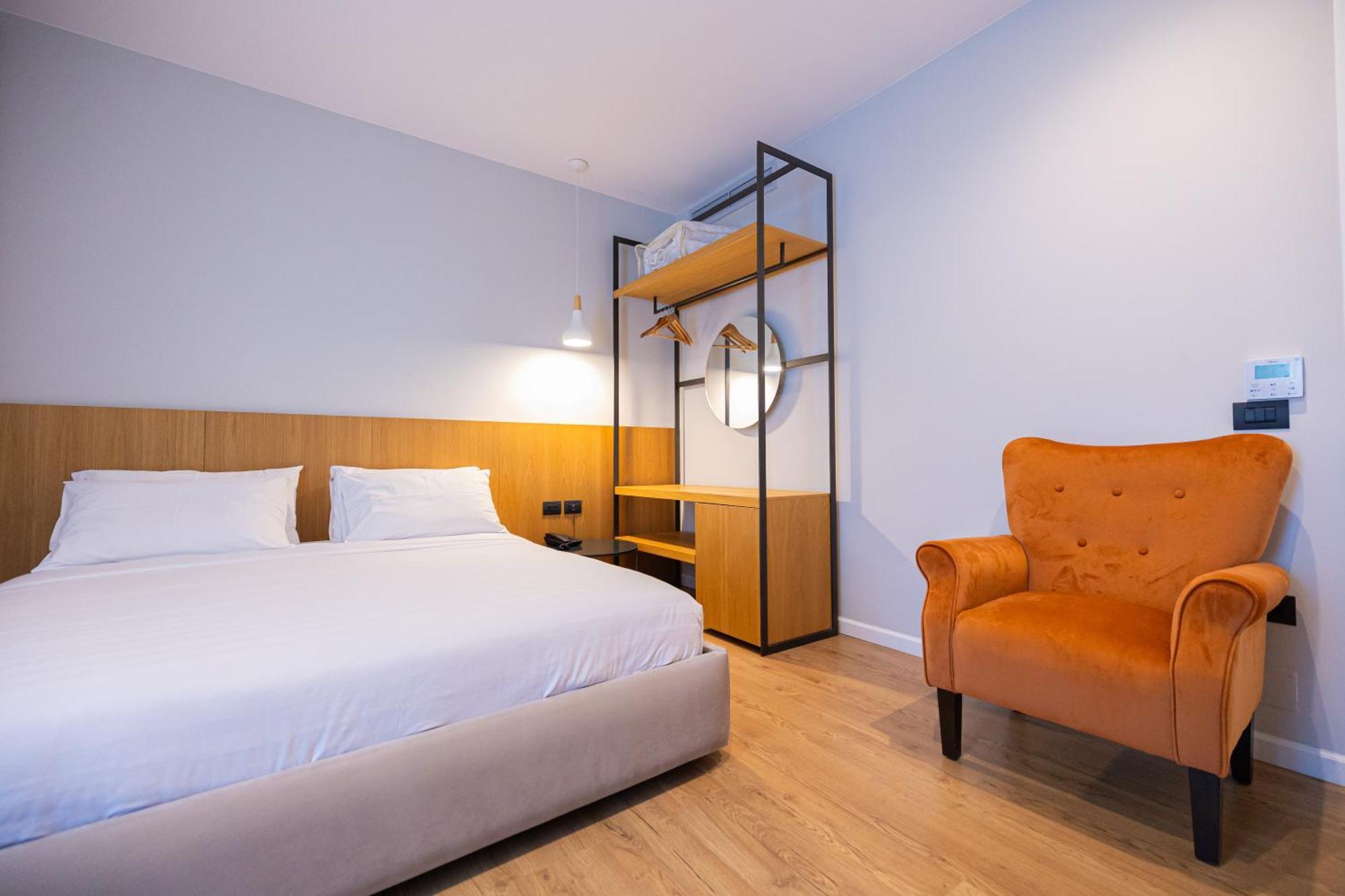 Duka Hotel Vlore Ngoại thất bức ảnh