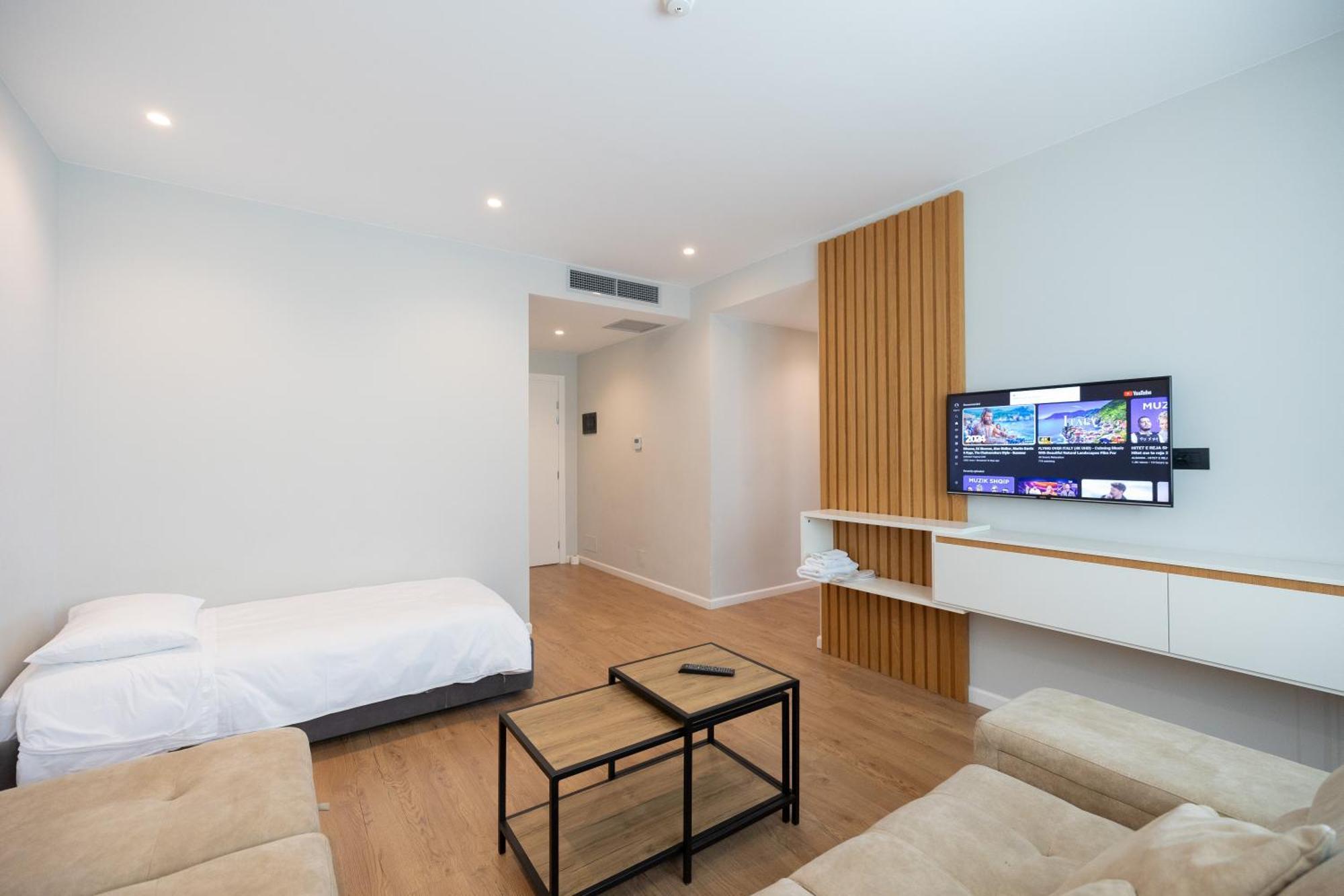 Duka Hotel Vlore Ngoại thất bức ảnh