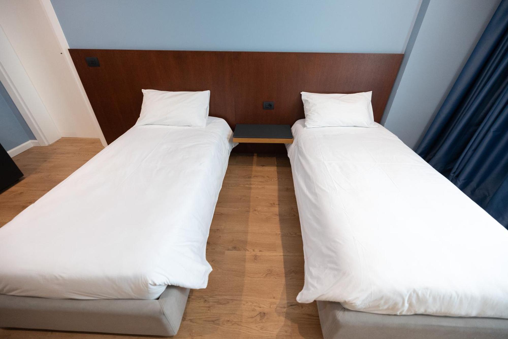 Duka Hotel Vlore Ngoại thất bức ảnh