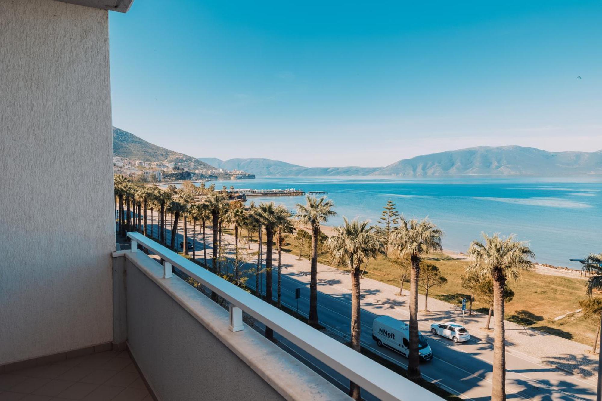 Duka Hotel Vlore Ngoại thất bức ảnh