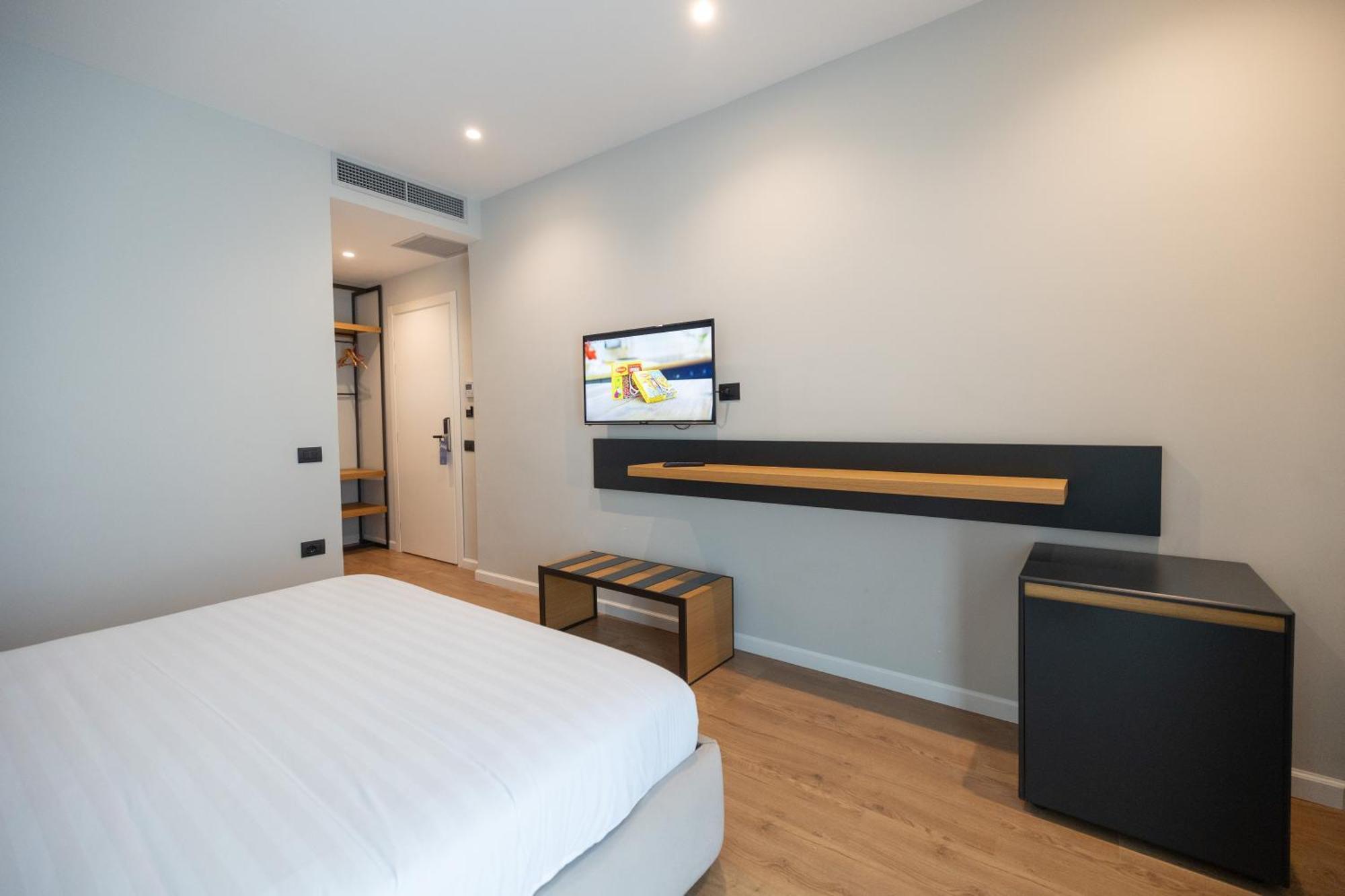 Duka Hotel Vlore Ngoại thất bức ảnh