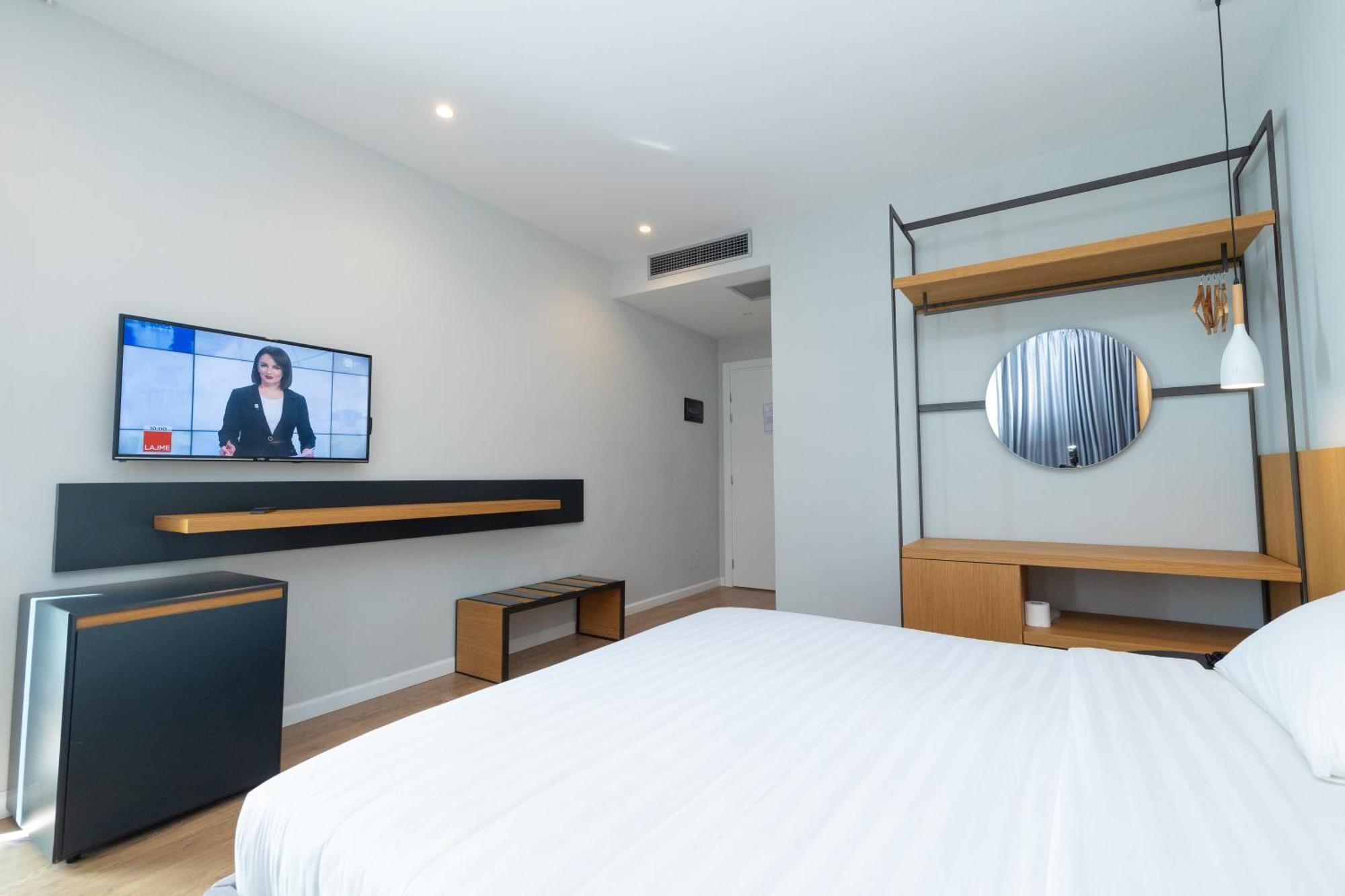 Duka Hotel Vlore Ngoại thất bức ảnh